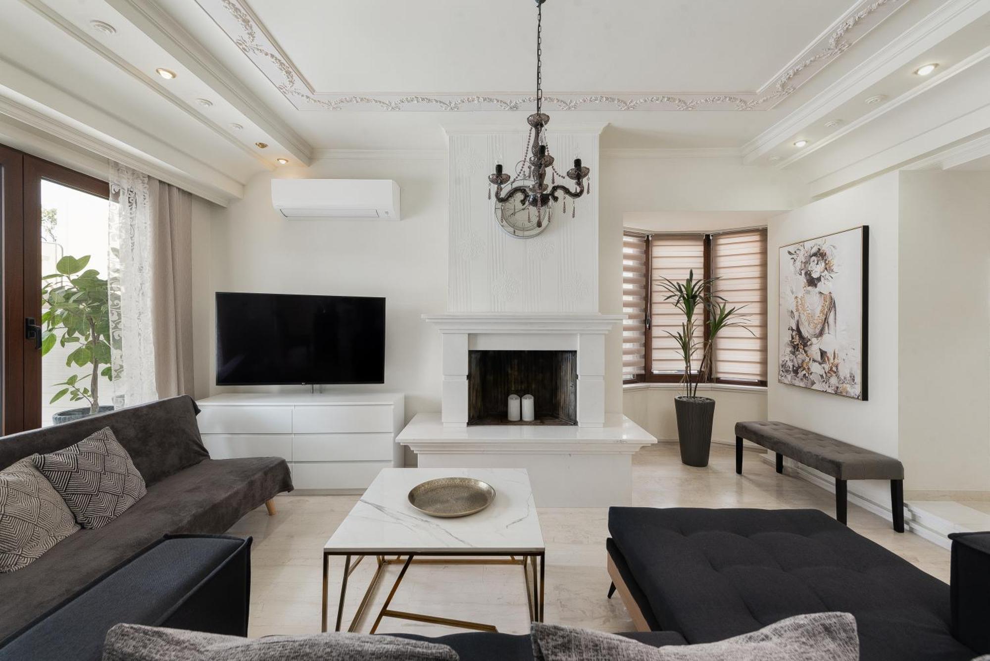 Willa Mikaela'S Pool House Afandu Zewnętrze zdjęcie